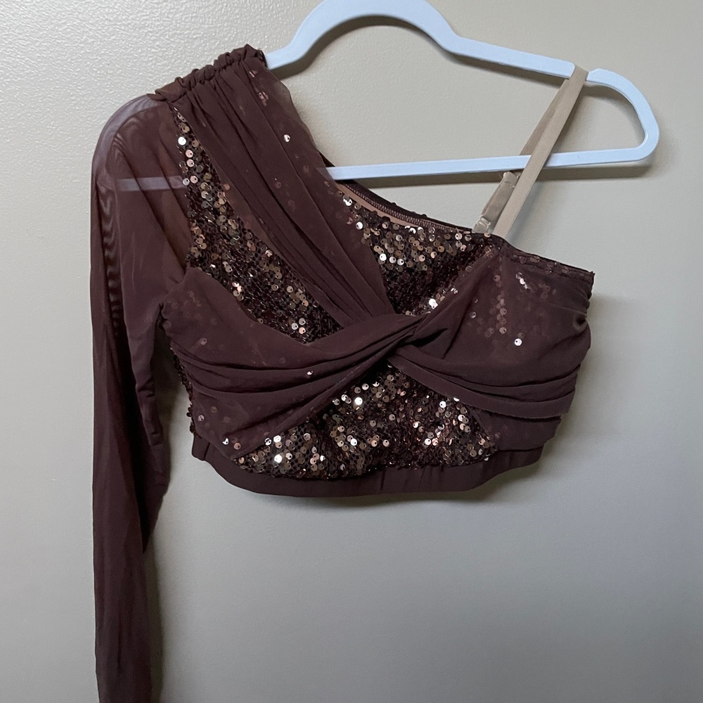 10th house brown dance NEPTUNE TH24194